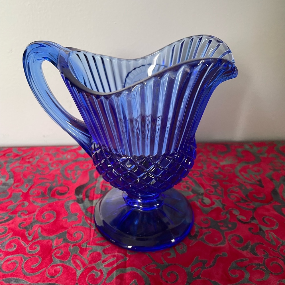 Vintage Avon Collectible Creamer/Pitcher - Picture 2 of 3
